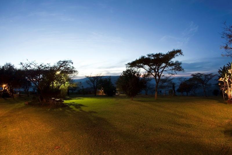 Gwahumbe Game&Spa Mid Illovo Bagian luar foto